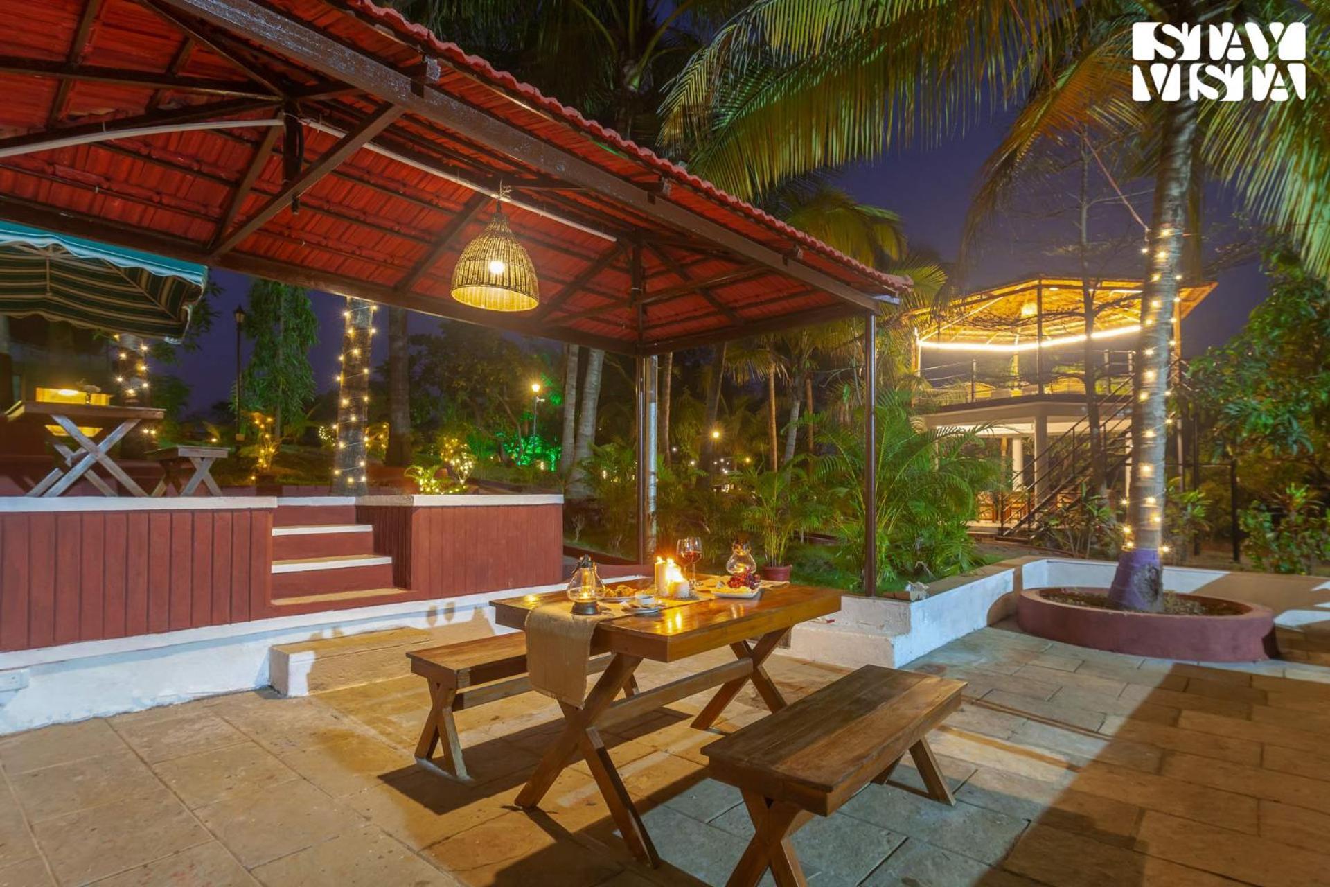 Stayvista'S Firefly Mountain Retreat - Villa With Private Pool, Gazebo & Terrace Karjat Eksteriør billede